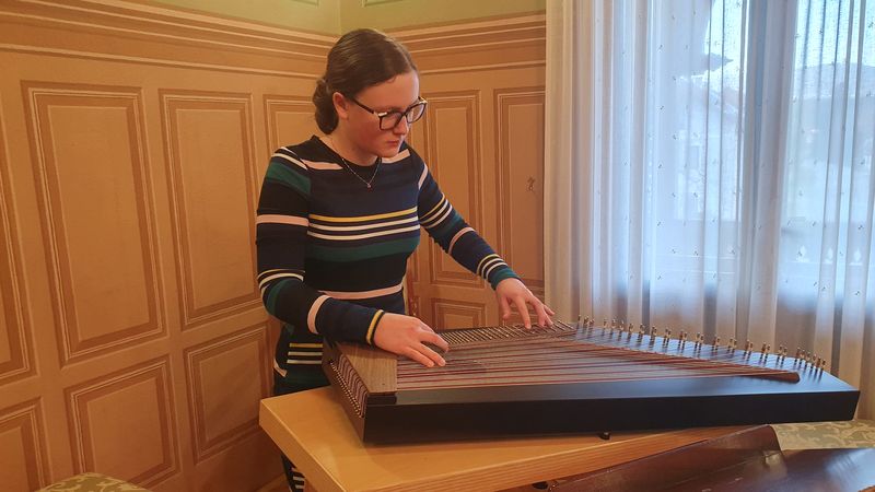 Citrarski recital Eve Avberšek