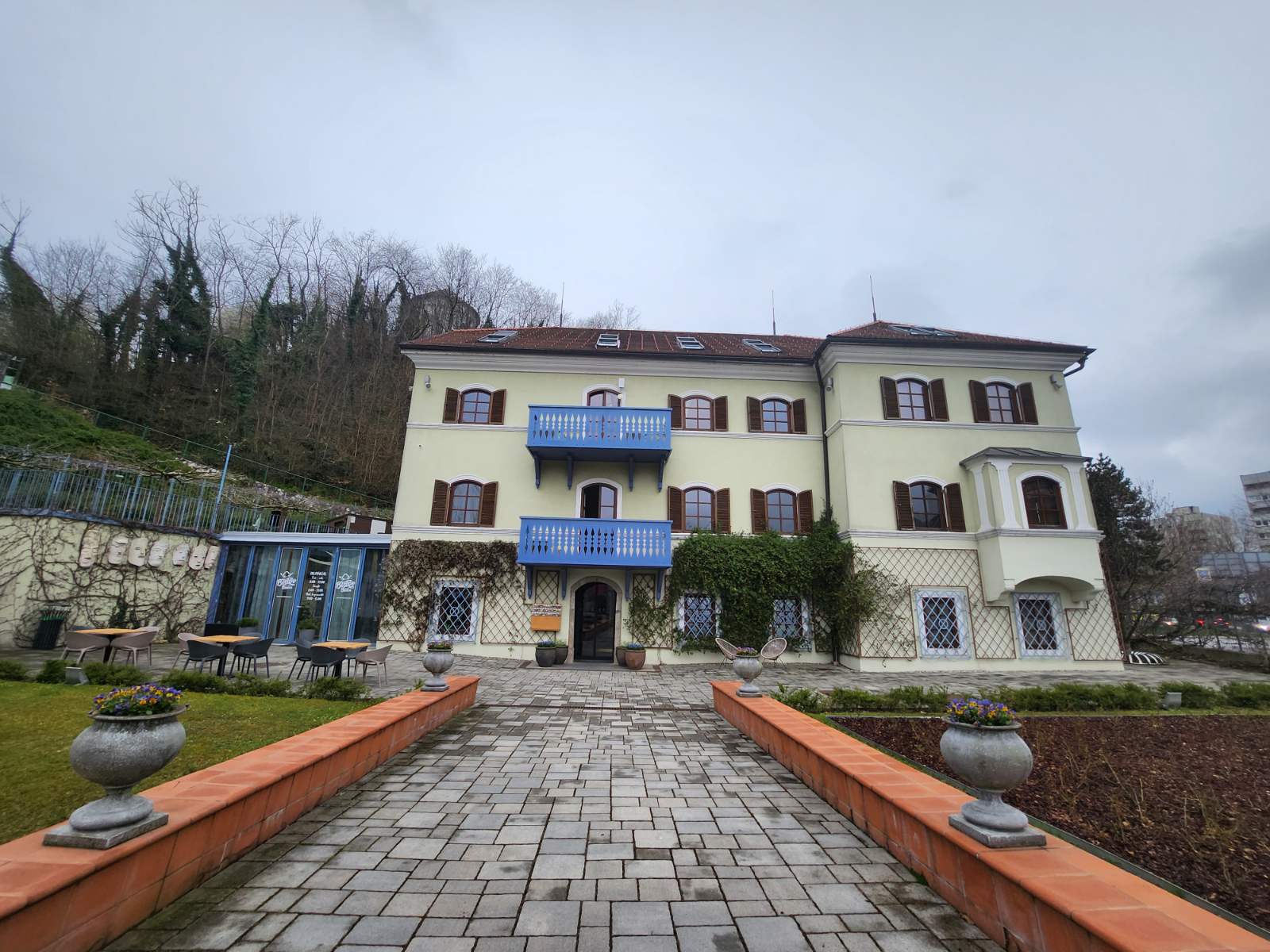 Odkrijte zgodovinsko Vilo Bianca &#8211; dragulj Starega Velenje
