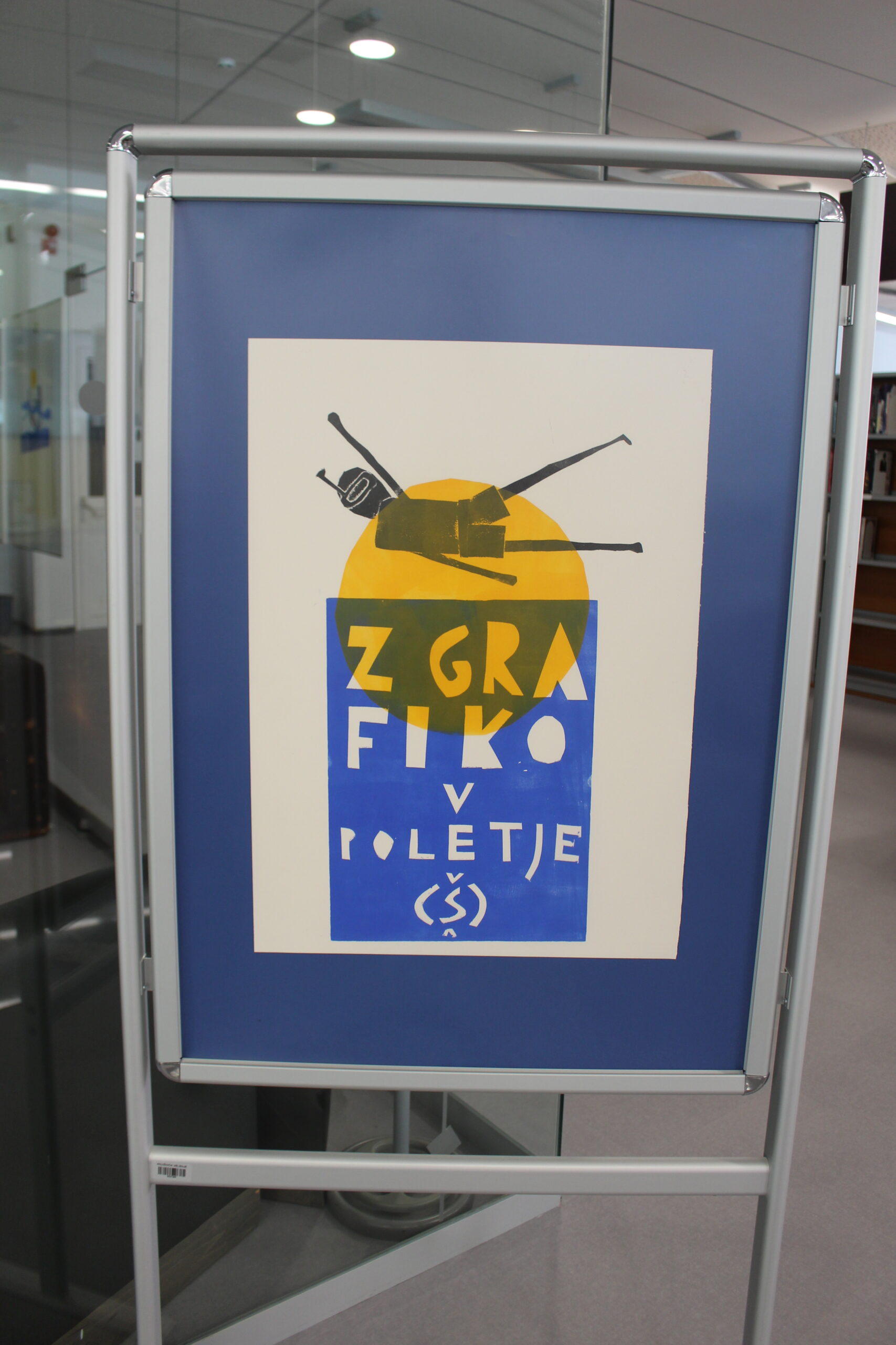 Z grafiko v poletje