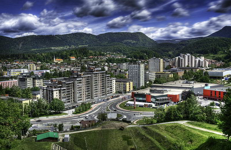 “Od višine se zvrti” – odprtje razstave