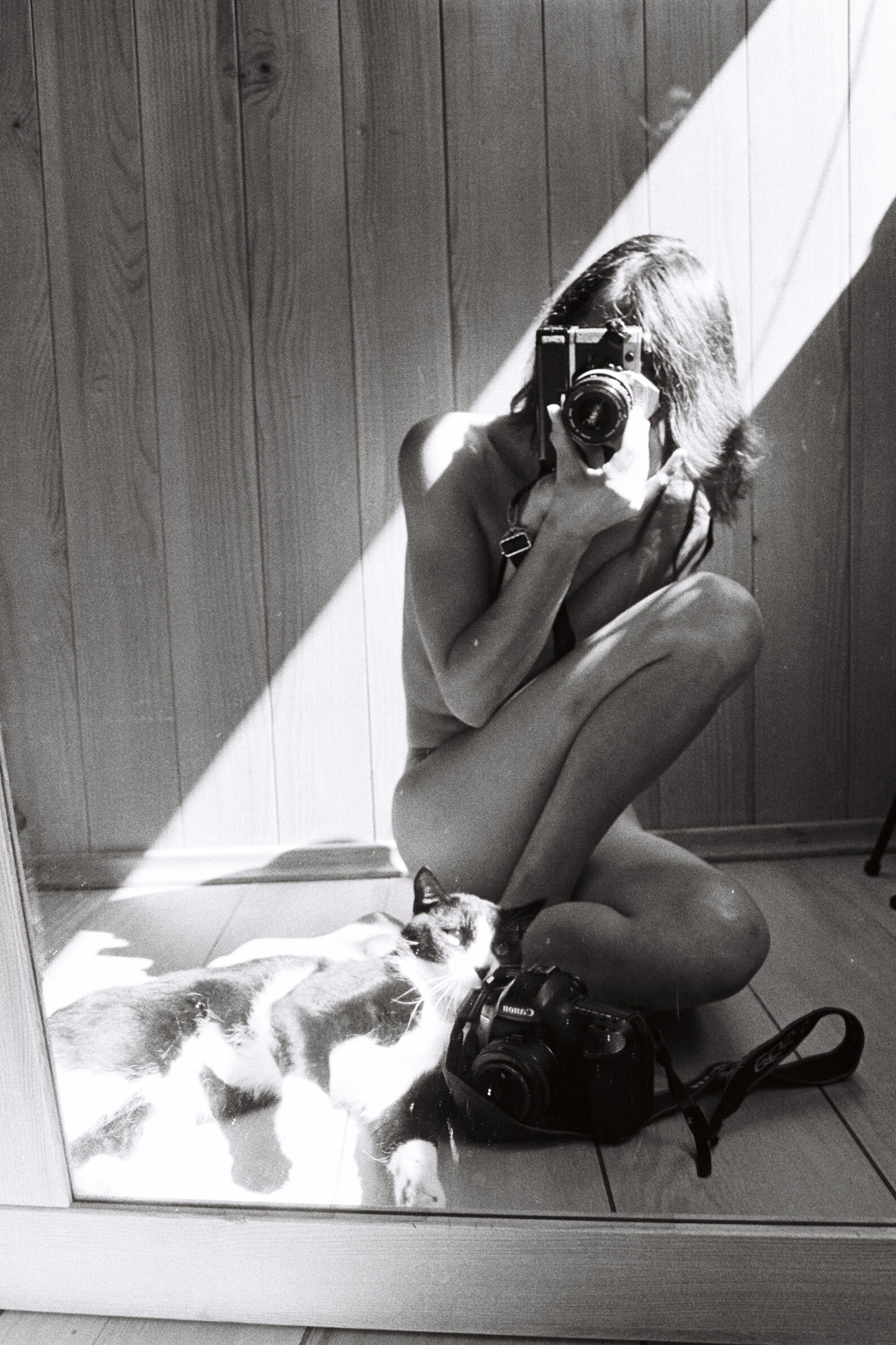 Otvoritev fotografske razstave – Sensualminimal: LeTi