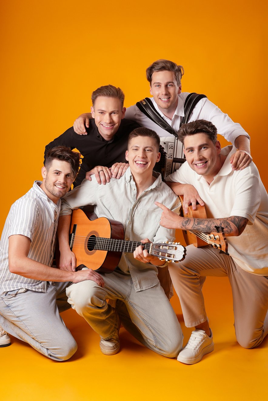 Silvestrovanje z ansamblom Polkaholiki