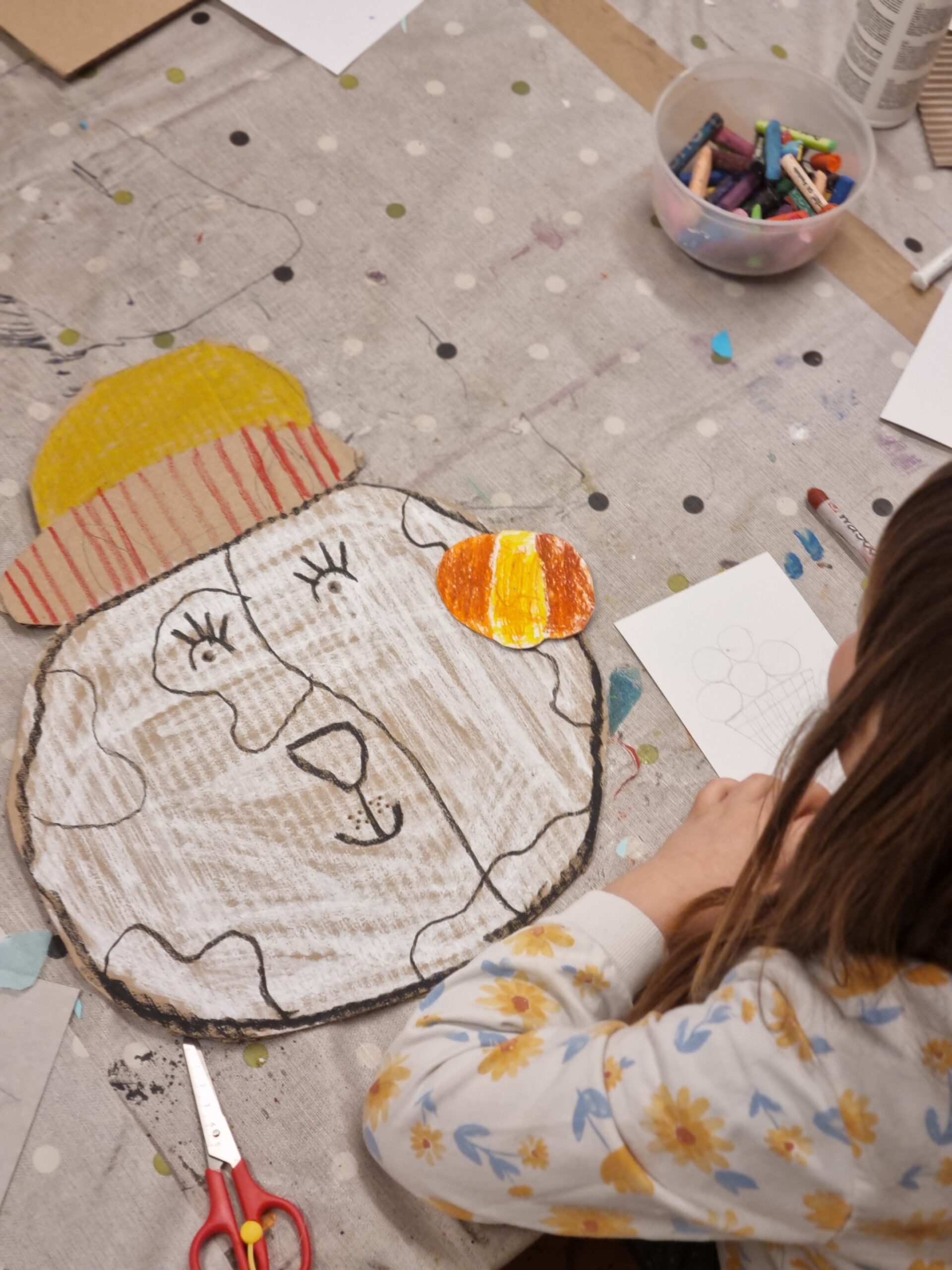 Zimska likovna delavnica v Galeriji Velenje – Kakšne barve je moj dan