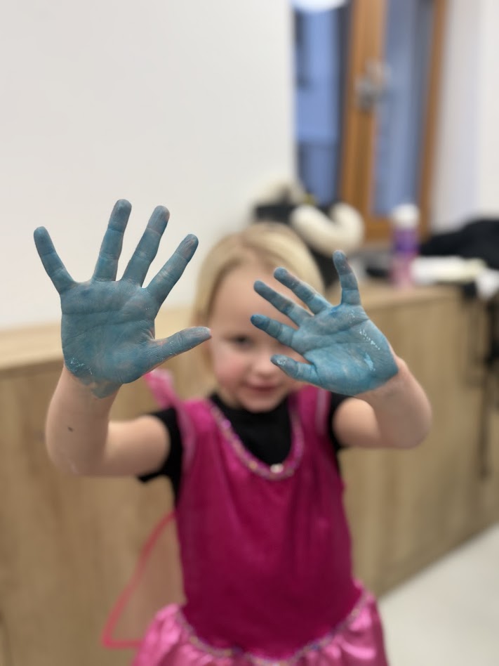 Slikarska delavnica za odrasle in otroke