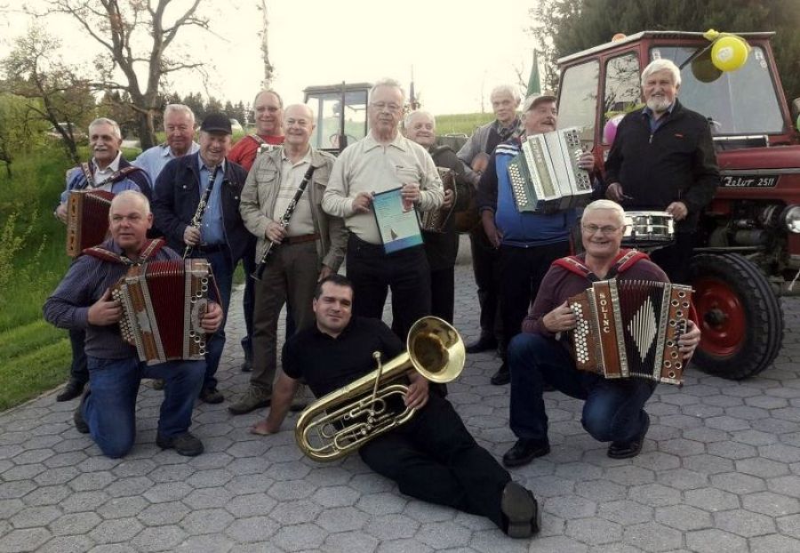 Koncert ob 10-letnici ustvarjanja Vingosov