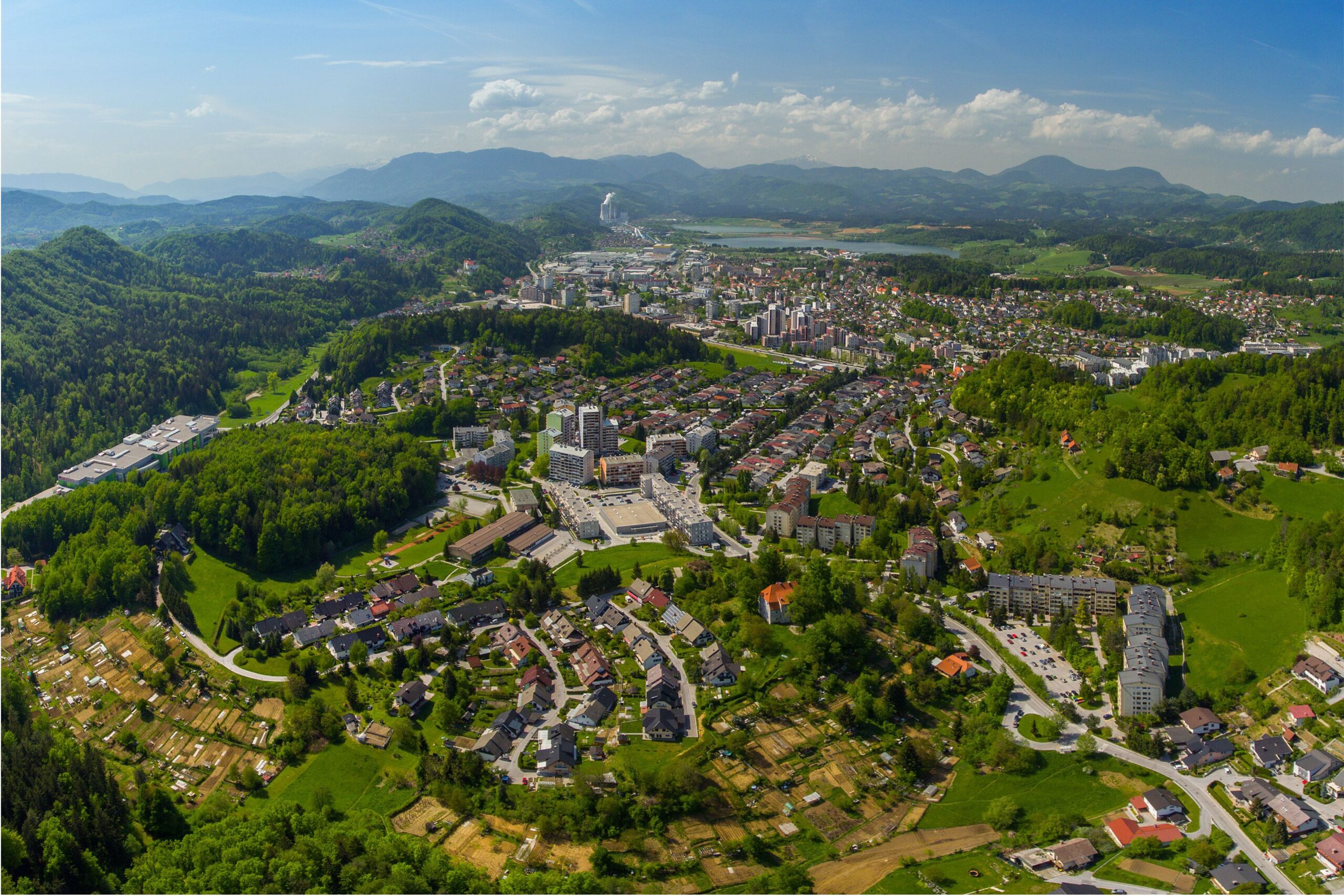 JAVNA RAZPRAVA: Vizija in strategija Mestne občine Velenje do 2040 – IZOBRAŽEVANJE IN KAKOVOST ŽIVLJENJA (zdravstvo, kultura, šport, sociala)