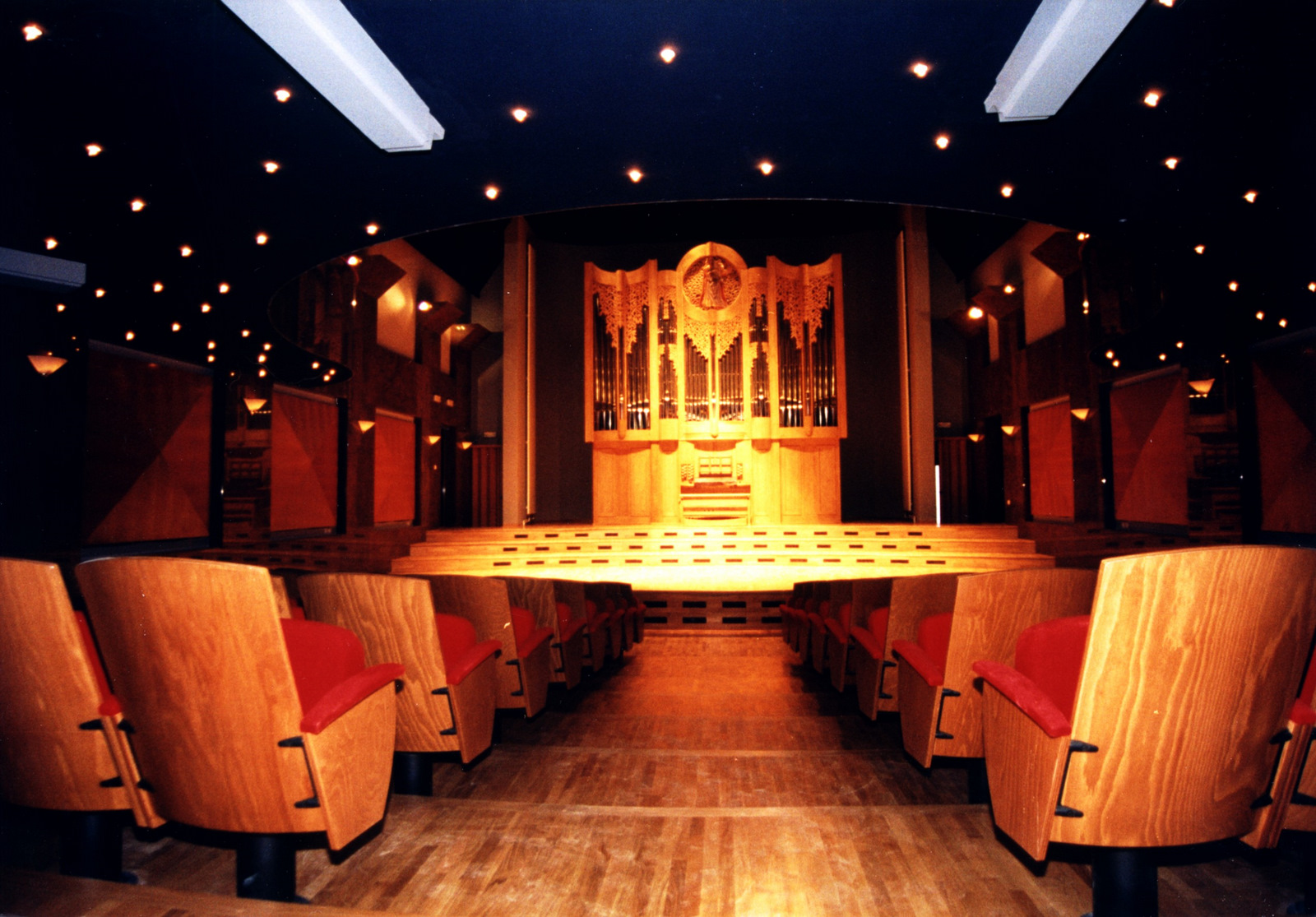 Predmaturitetni nastop – Maja Sevčnikar, violina in Maj Koletnik, harmonika