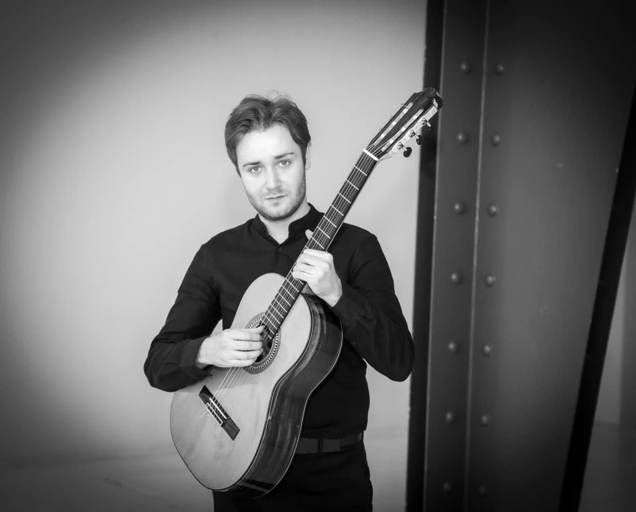 Stanislav Stešenko, kitara